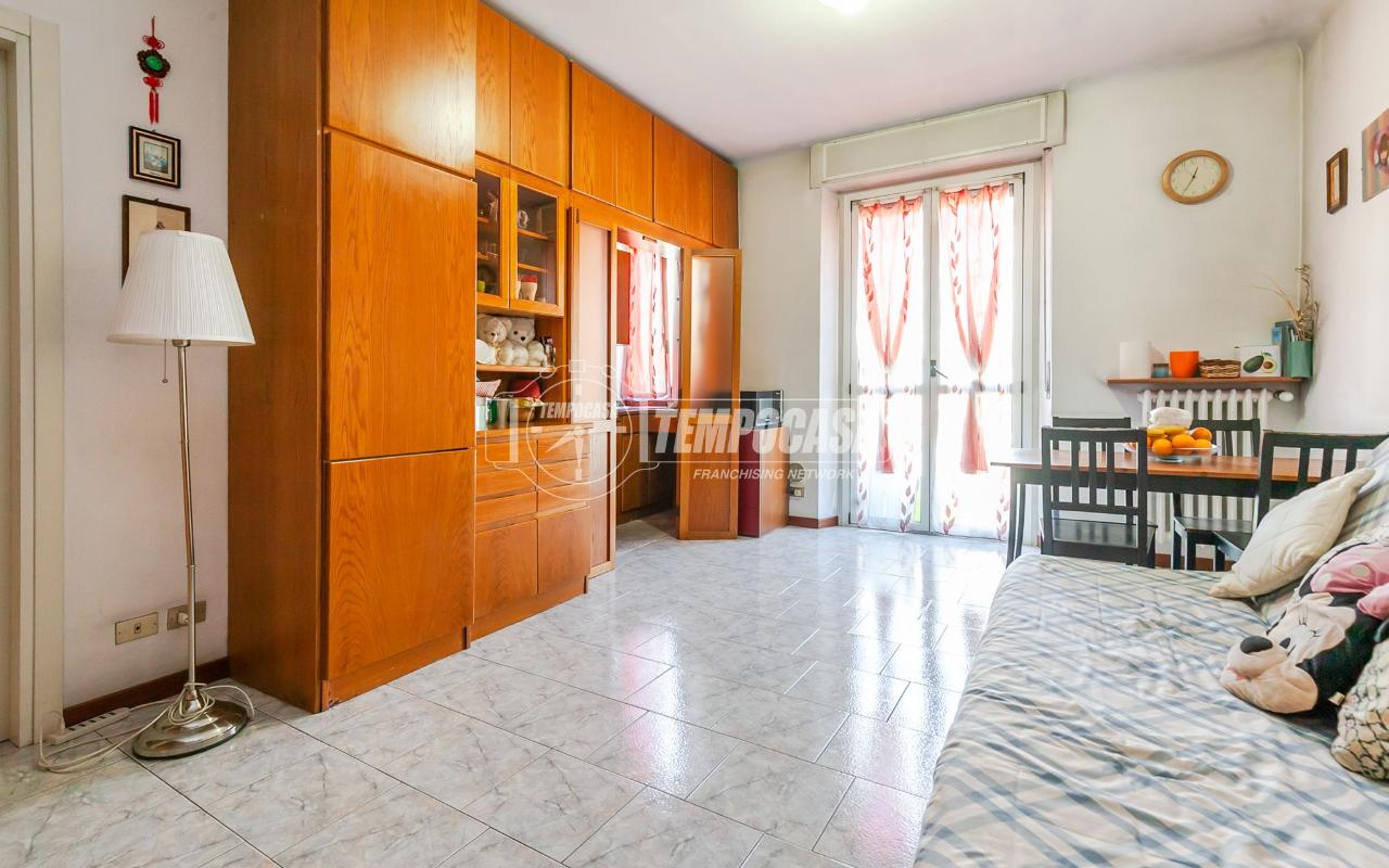 2 rooms Apartment in Milan, Italy No. 242319