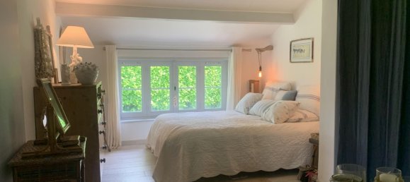 5 bedrooms House in Montreuil, France No. 64281 18