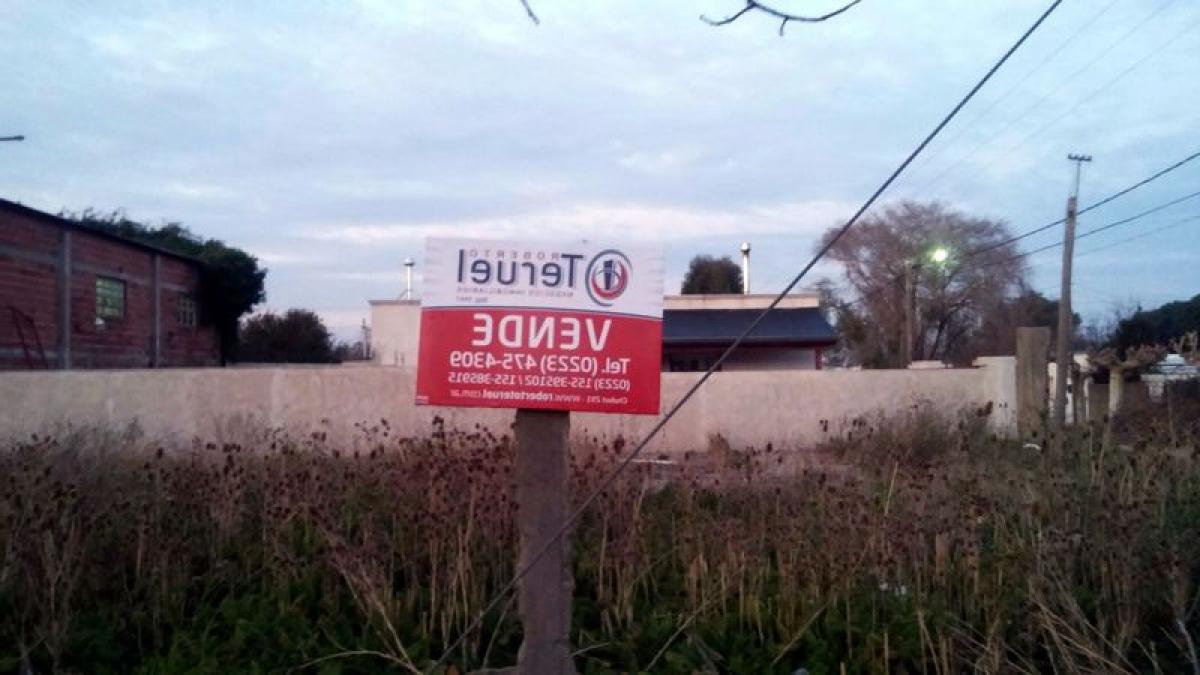  Land in General Alvarado, Argentina No. 48270