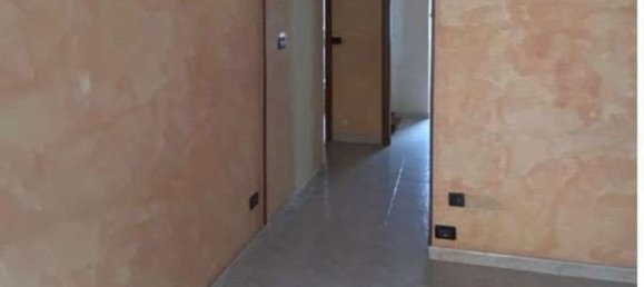 3غرفة شقة في Bresso, Italy رقم 219981 11