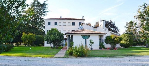 5 bedrooms Villa in Villorba, Italy No. 107533 14