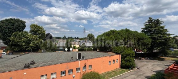 3 bedrooms Apartment in Arese, Italy No. 352231 13