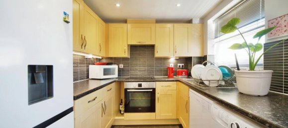 2 bedrooms Apartment in Edgware, United Kingdom No. 11657 11