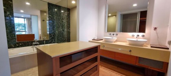 Apartamento com 3 quartos em condomínio em Khlong Toei, Thailand N.º 4675 12