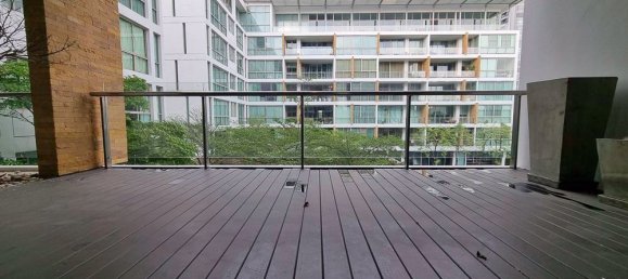 Apartamento com 3 quartos em condomínio em Khlong Toei, Thailand N.º 4675 8