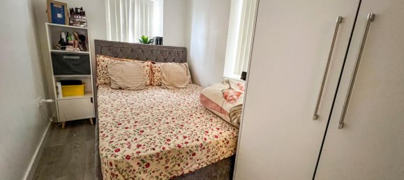 2 bedrooms Apartment in Slough, United Kingdom No. 10938 3