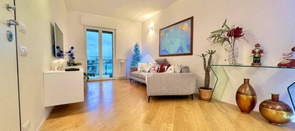 3 غرف نوم شقة في Bari, Italy رقم 39606 39