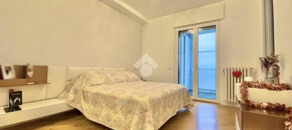 3 غرف نوم شقة في Bari, Italy رقم 39606 25