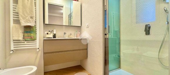 3 غرف نوم شقة في Bari, Italy رقم 39606 43