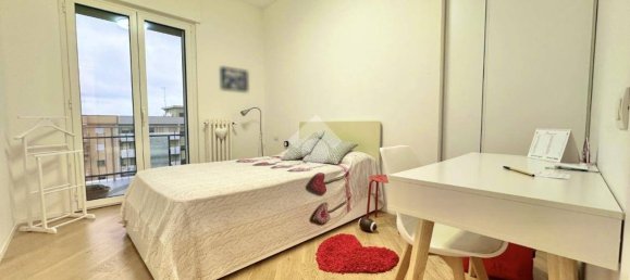 3 غرف نوم شقة في Bari, Italy رقم 39606 19