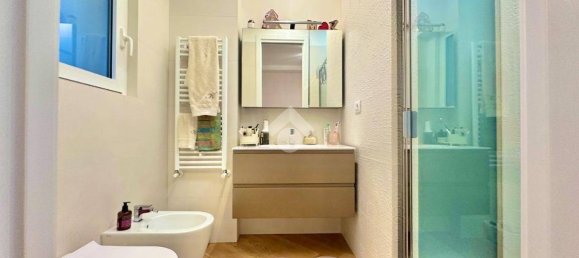 3 غرف نوم شقة في Bari, Italy رقم 39606 28