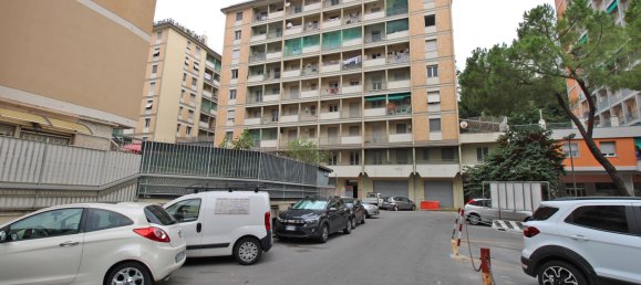 Imóvel comercial T2 em Genoa, Italy N.º 318055 20