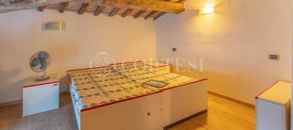 7 bedrooms House in Montone, Italy No. 353634 42