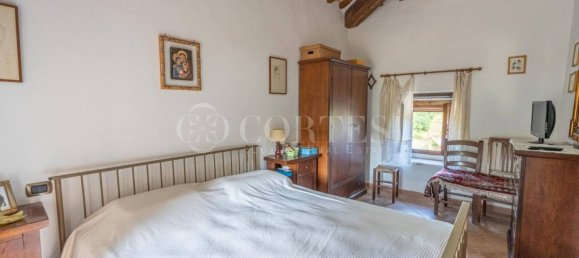 7 bedrooms House in Montone, Italy No. 353634 37