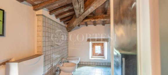 7 bedrooms House in Montone, Italy No. 353634 44