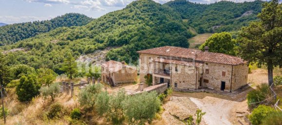 7 bedrooms House in Montone, Italy No. 353634 11