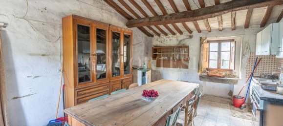 7 bedrooms House in Montone, Italy No. 353634 23