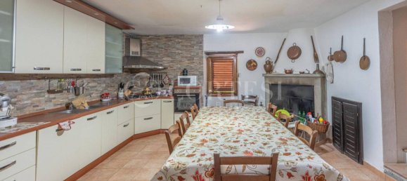 7 bedrooms House in Montone, Italy No. 353634 27