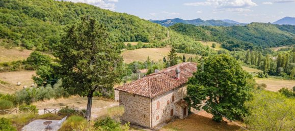 7 bedrooms House in Montone, Italy No. 353634 15