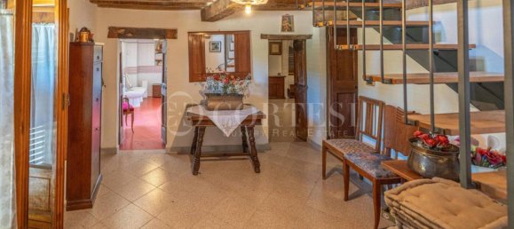 7 bedrooms House in Montone, Italy No. 353634 25