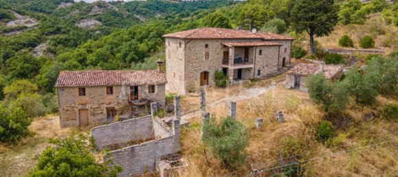7 bedrooms House in Montone, Italy No. 353634 8