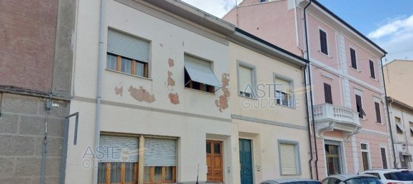 7 rooms Apartment in Cecina, Italy No. 42860 19
