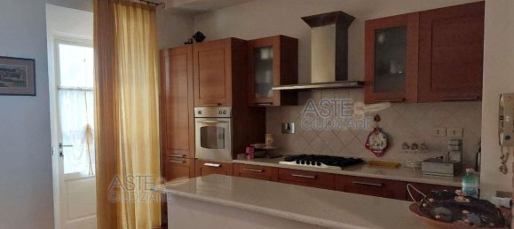 7 rooms Apartment in Cecina, Italy No. 42860 10