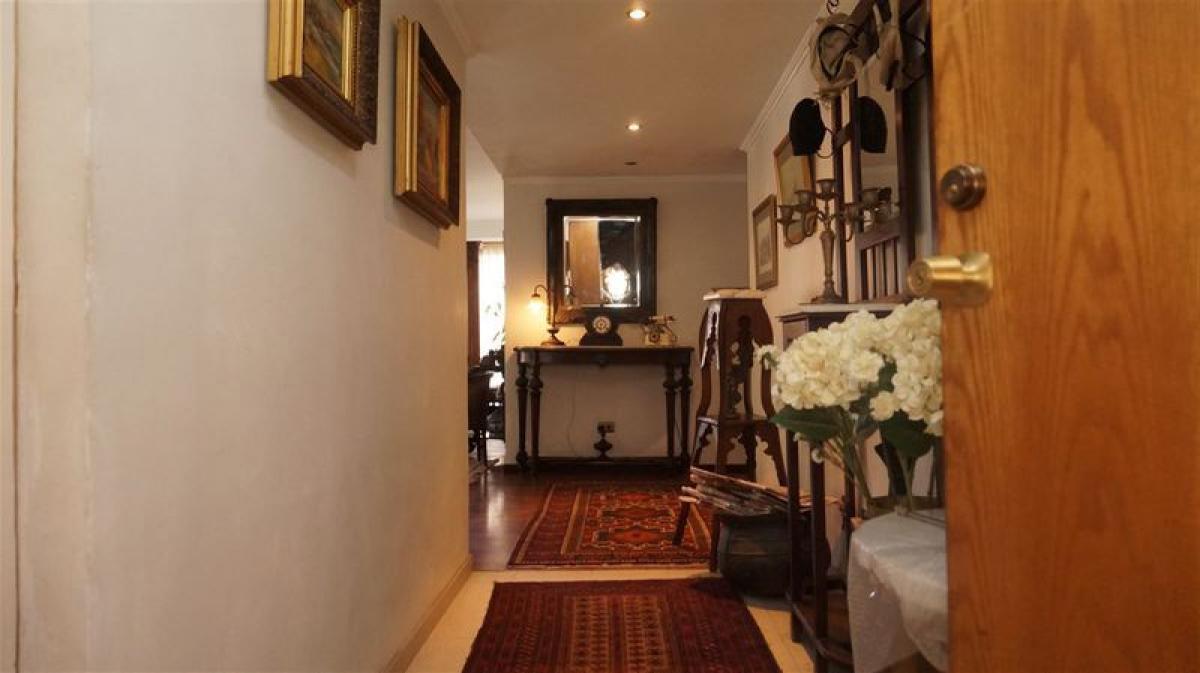 4 bedrooms Apartment in Santiago, Chile No. 3741