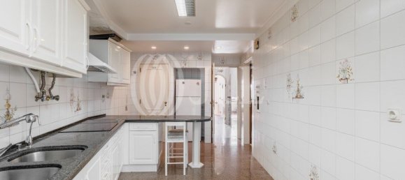 5 bedrooms House in Lisbon, Portugal No. 135069 7