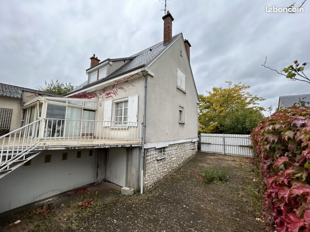 3 Schlafzimmer Haus in Orleans, France, Nr. 230693