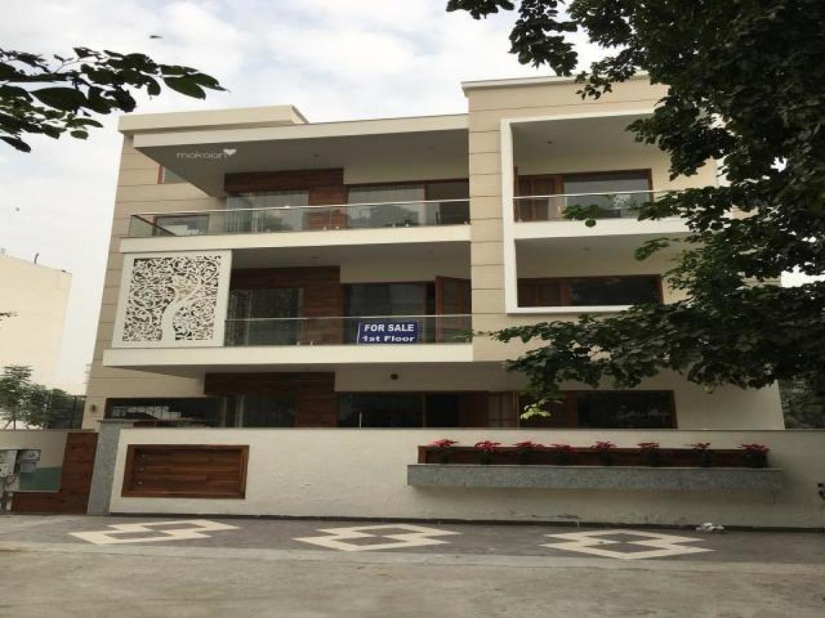 Casa de 4 dormitorios en Gurgaon, India No. 7937