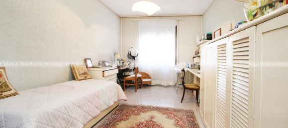 4 rooms Apartment in Milan, Italy No. 243986 23
