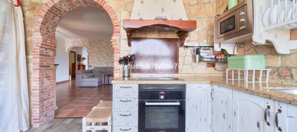 4 bedrooms House in Alhaurin de la Torre, Spain No. 139042 6