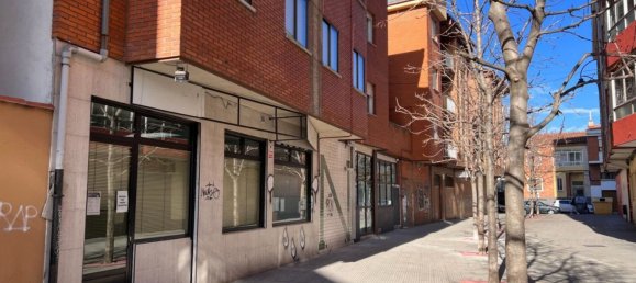 180m² Commercial property in Leon, Spain No. 29092 11