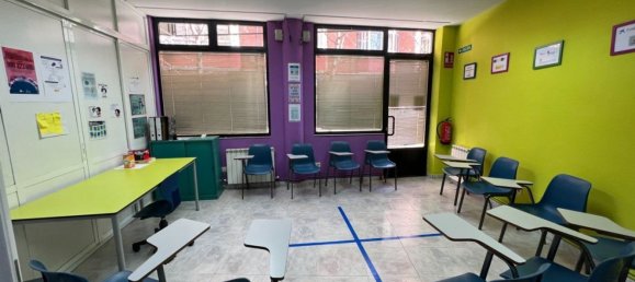 180m² Commercial property in Leon, Spain No. 29092 14