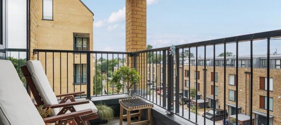 2 bedrooms Apartment in London, United Kingdom No. 13458 12