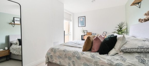 2 bedrooms Apartment in London, United Kingdom No. 13458 8