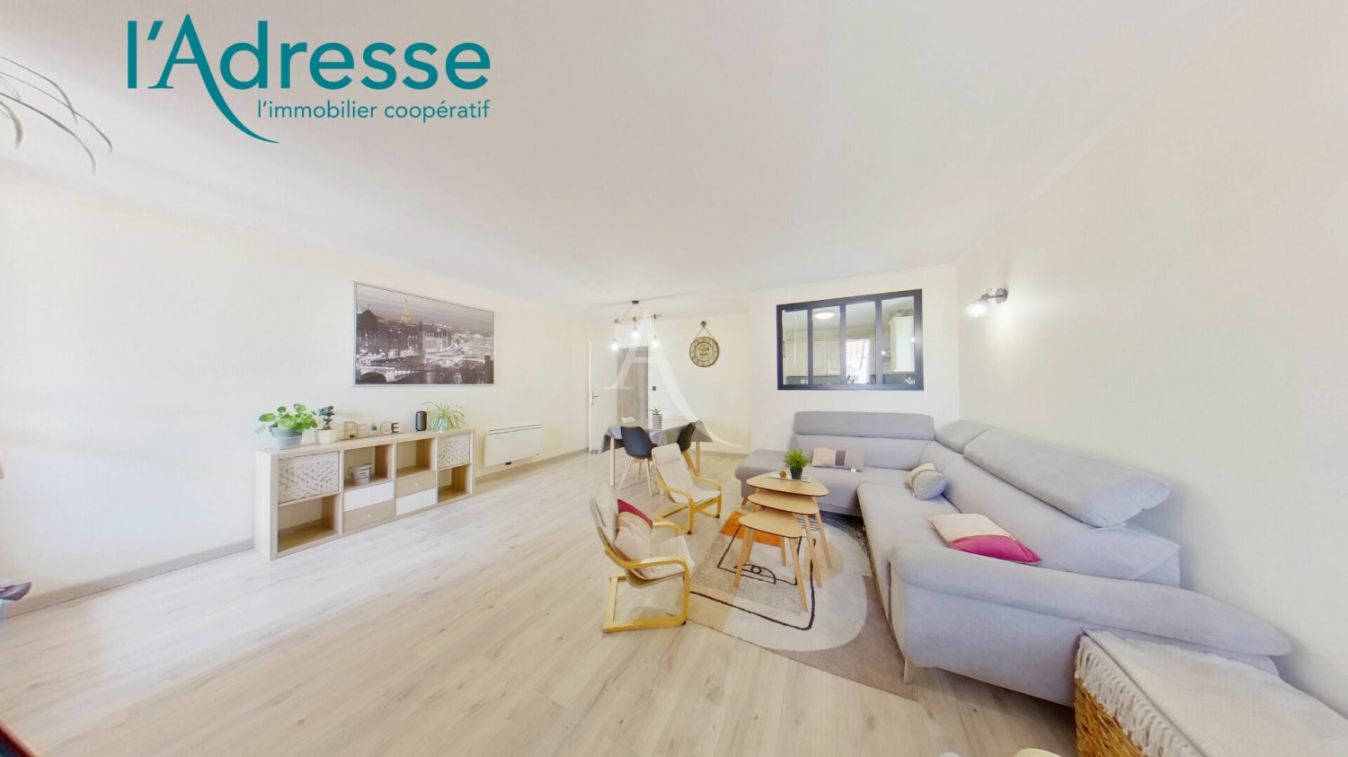 2 chambres Appartement à Champs-sur-Marne, France No. 345286