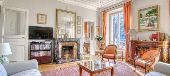 4 bedrooms Apartment in Versailles, France No. 293270 2