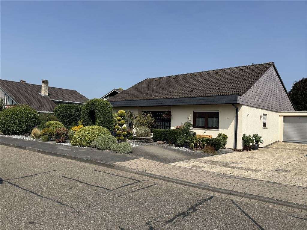 3 غرف نوم بنغالو في Neuwied, Germany رقم 324407