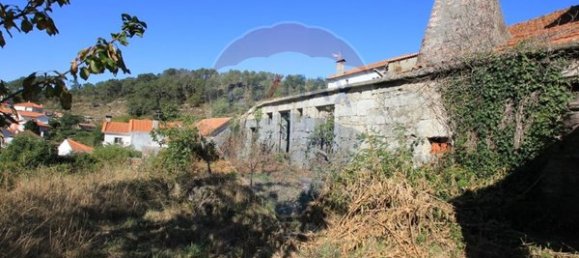 3 bedrooms House in Tondela, Portugal No. 168043 2