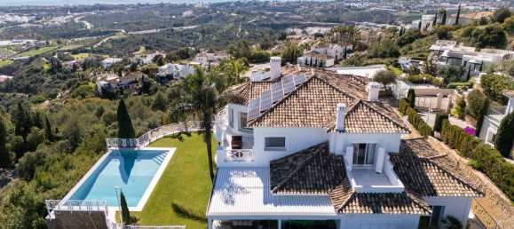 Villa de 6 dormitorios en Marbella, Spain No. 61262 2