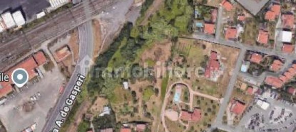 Квартира с 2 спальнями в Санто Стефано ди Магра, Италия № 317576 4