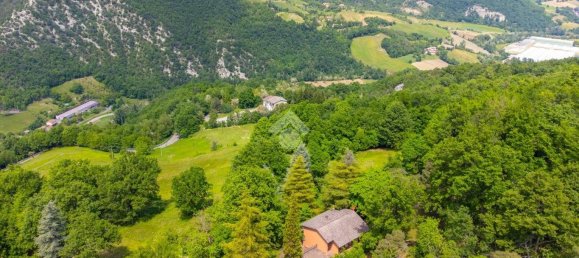 2 Schlafzimmer Haus in Baiso, Italy, Nr. 164091 43