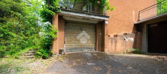 2 Schlafzimmer Haus in Baiso, Italy, Nr. 164091 17