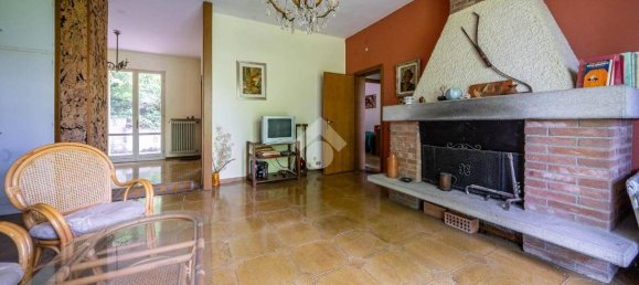 2 Schlafzimmer Haus in Baiso, Italy, Nr. 164091 32