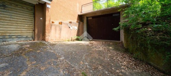 2 Schlafzimmer Haus in Baiso, Italy, Nr. 164091 18