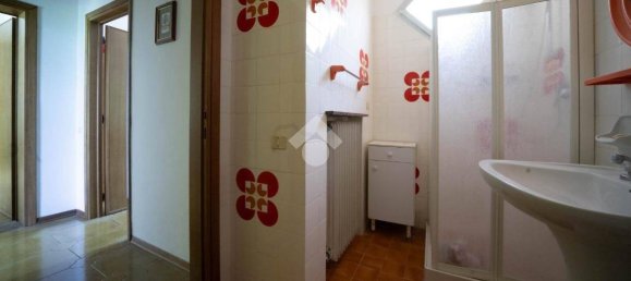 2 Schlafzimmer Haus in Baiso, Italy, Nr. 164091 41