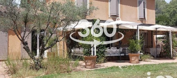 Villa T7 em Cuers, France N.º 344869 2