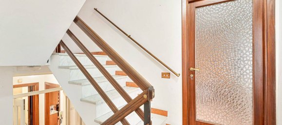 Villa de 4 dormitorios en Vezzano Ligure, Italy No. 152552 7